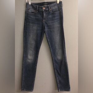 267. Lucky brand jeans size 4/27